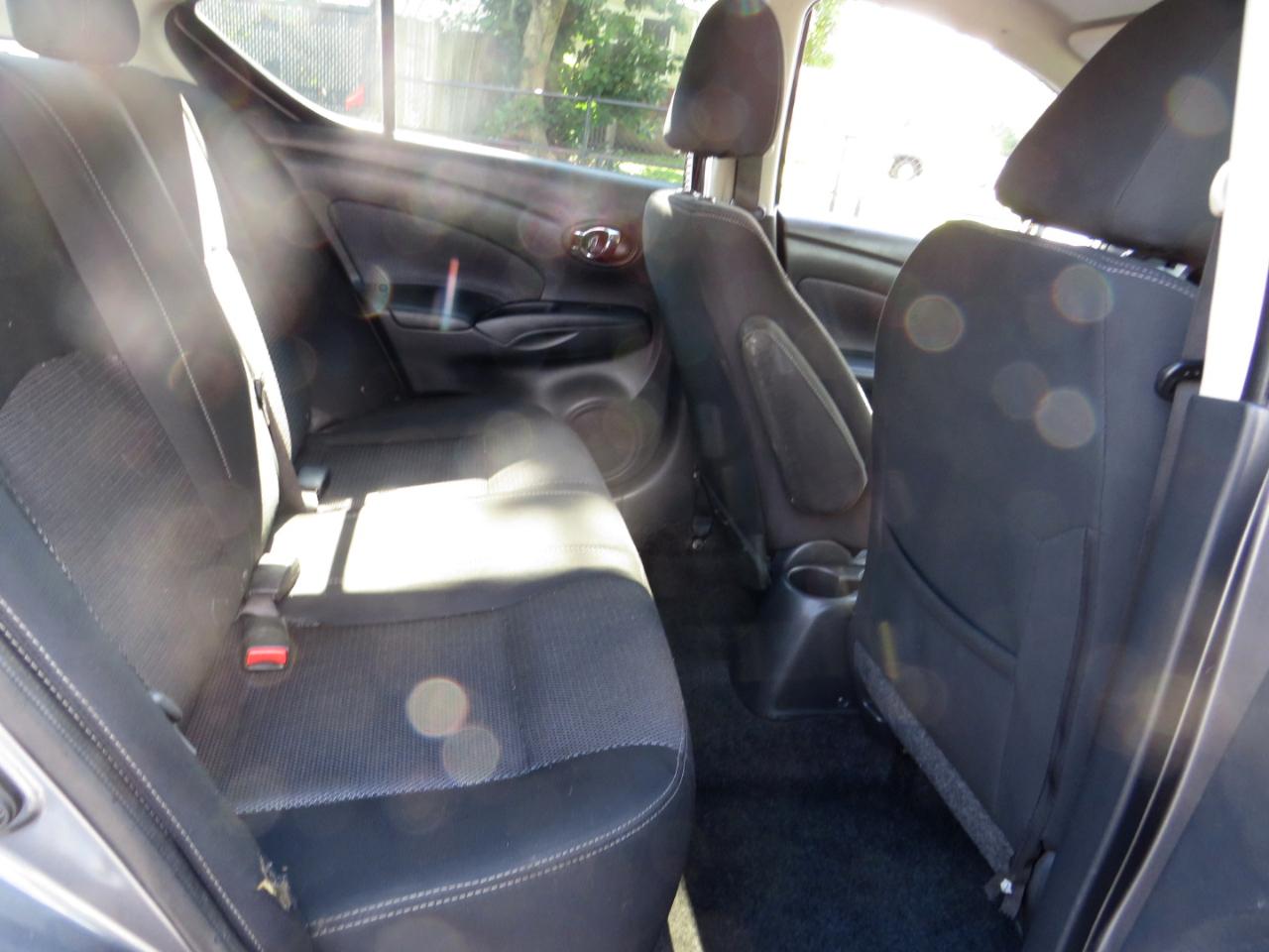 Nissan Versa Sedan 2018.5 SV CVT 2018