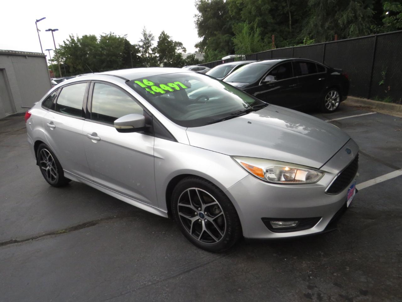 Ford Focus 4dr Sdn SE 2016