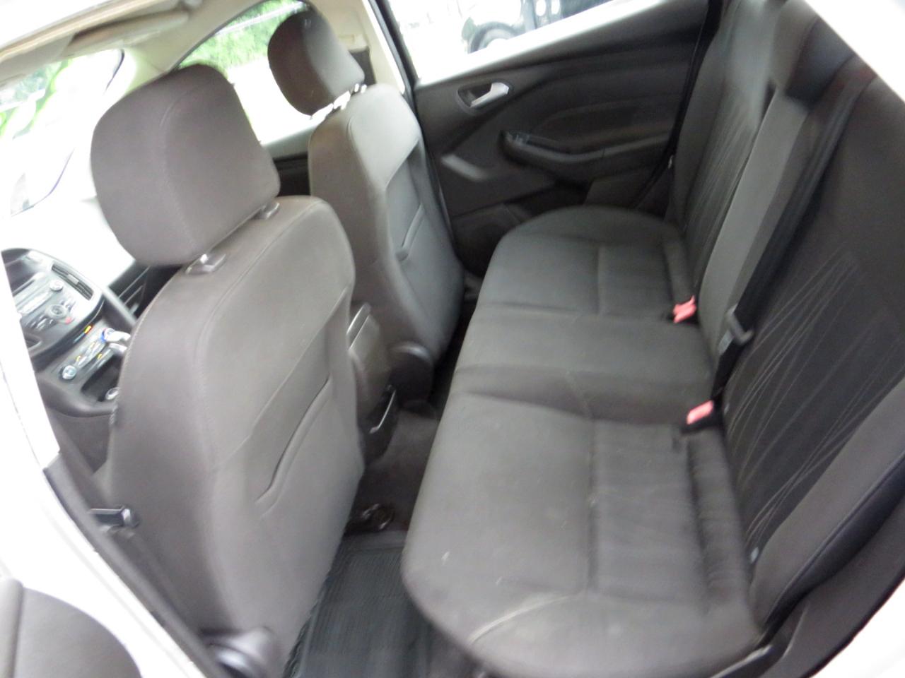 Ford Focus 4dr Sdn SE 2016