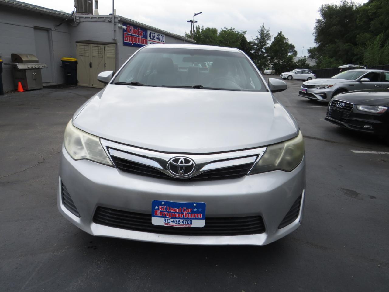 Toyota Camry 2014.5 4dr Sdn I4 Auto SE Sport (Natl) 2014