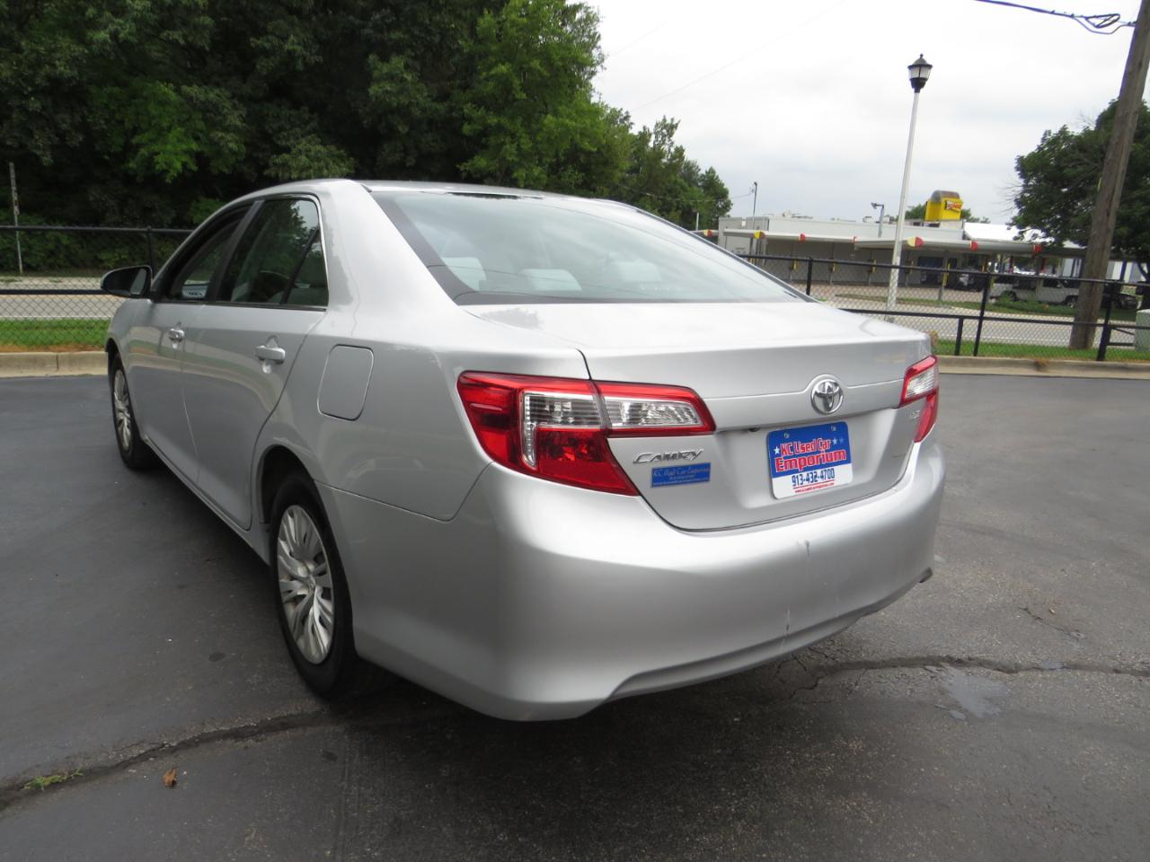 Toyota Camry 2014.5 4dr Sdn I4 Auto SE Sport (Natl) 2014