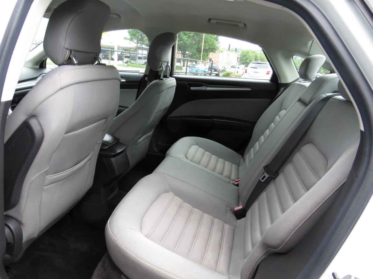 Ford Fusion 4dr Sdn S FWD 2013