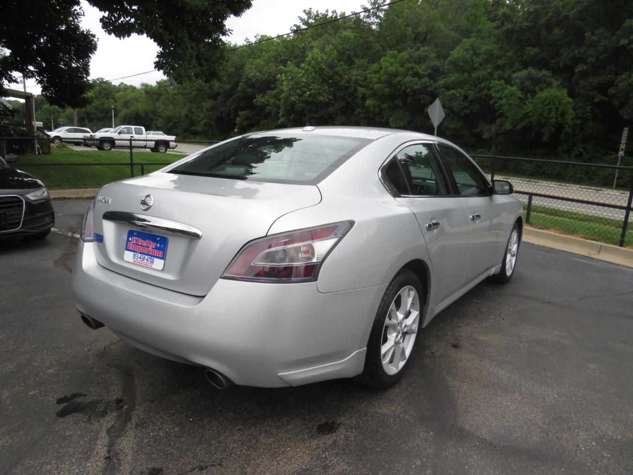 Nissan Maxima 4dr Sdn 3.5 SV 2014