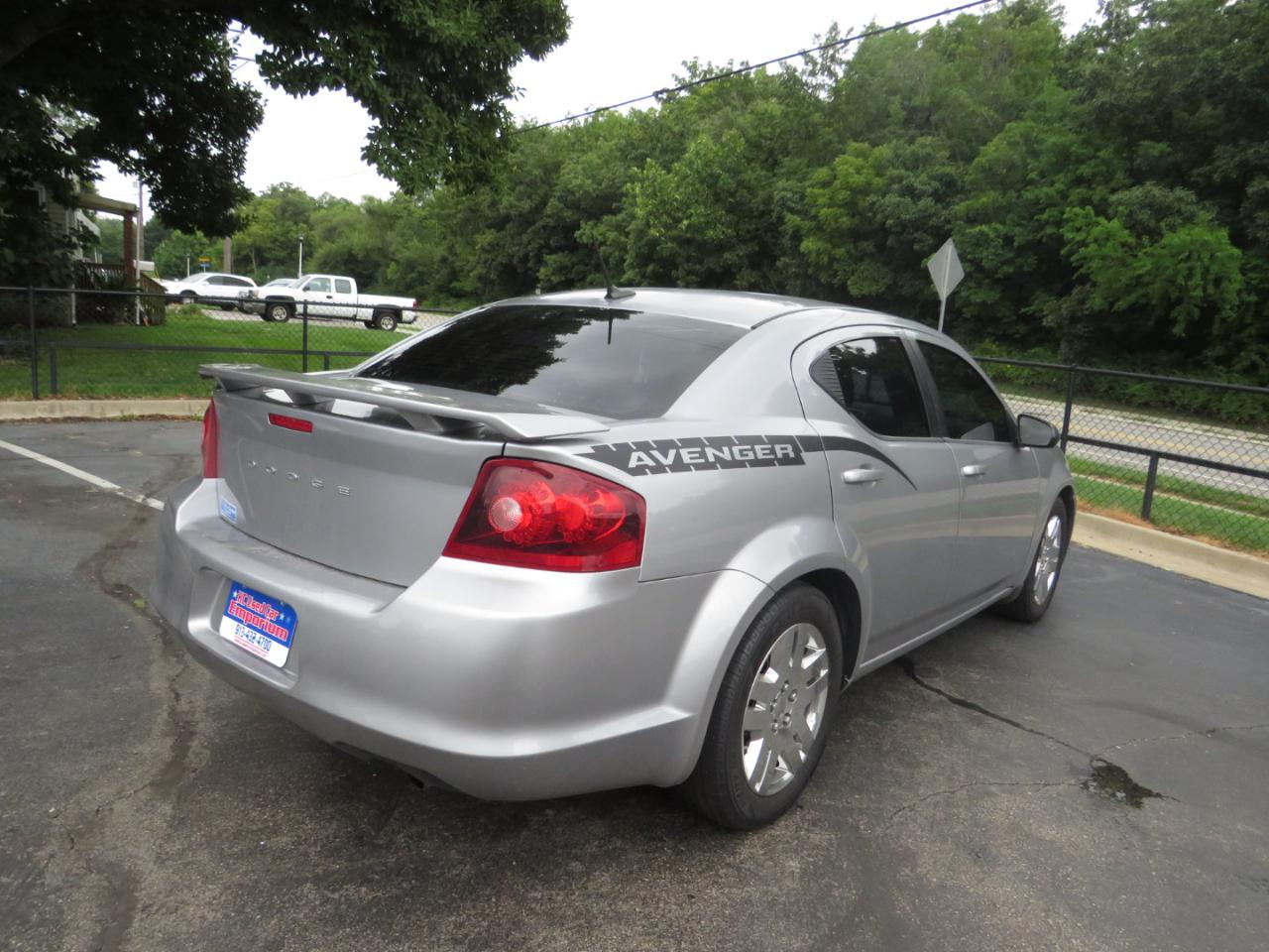 Dodge Avenger 4dr Sdn SE 2014