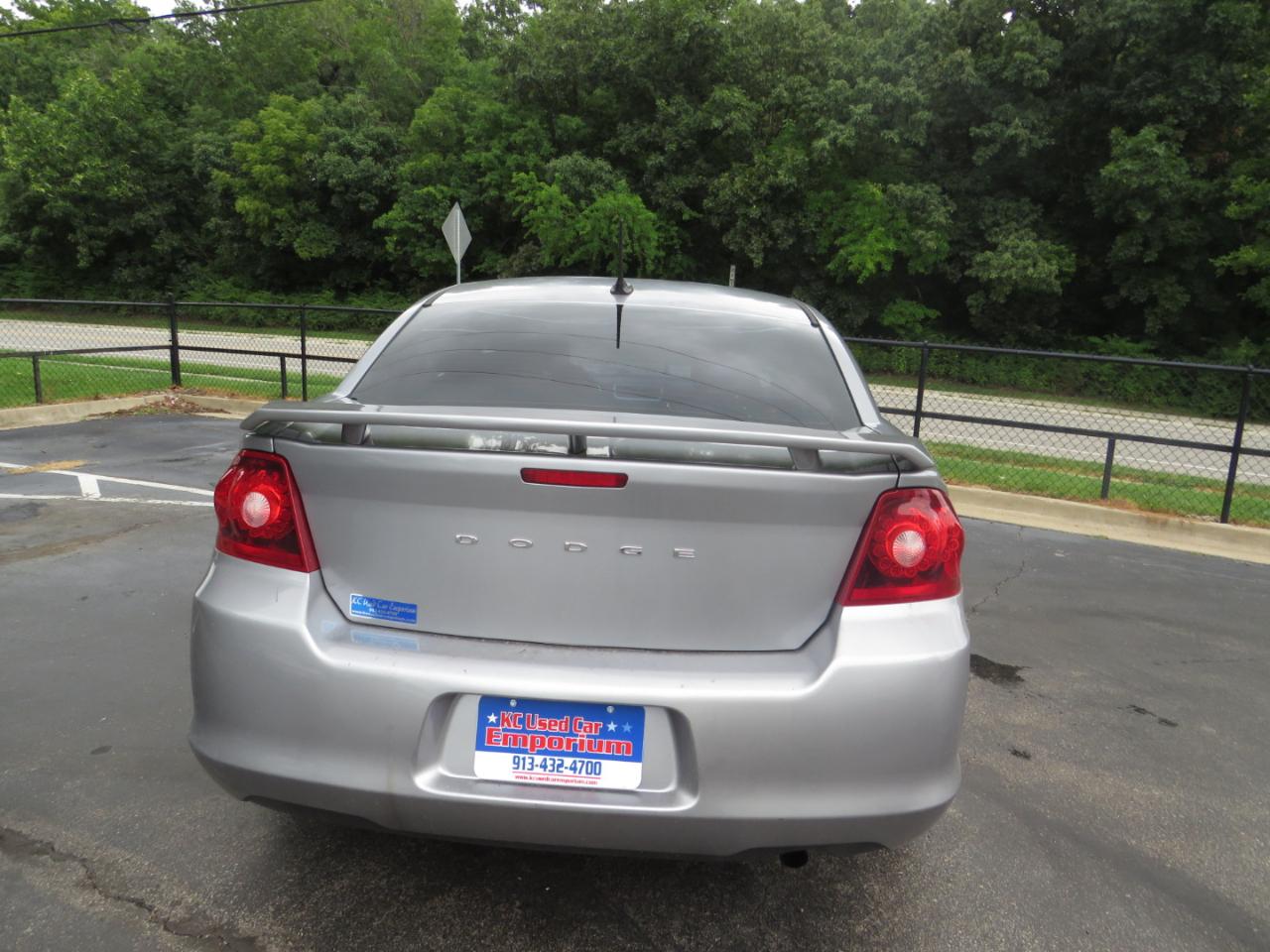 Dodge Avenger 4dr Sdn SE 2014