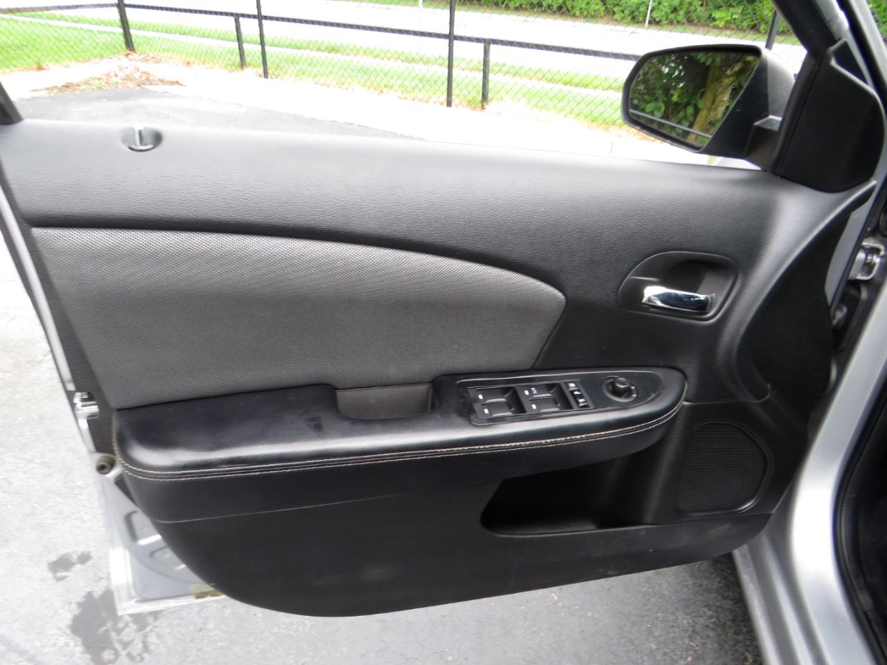 Dodge Avenger 4dr Sdn SE 2014
