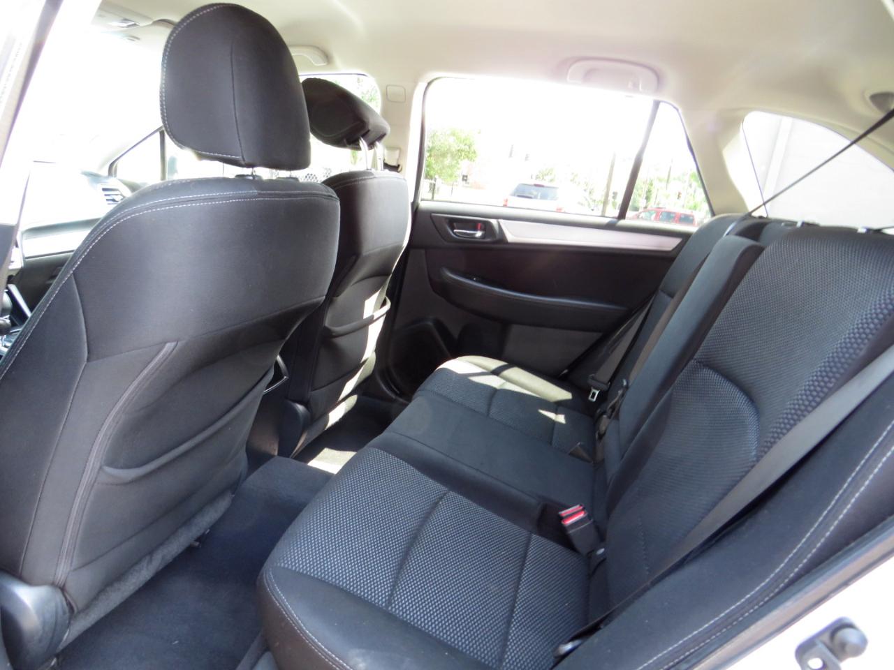 Subaru Outback 4dr Wgn 2.5i Premium 2015