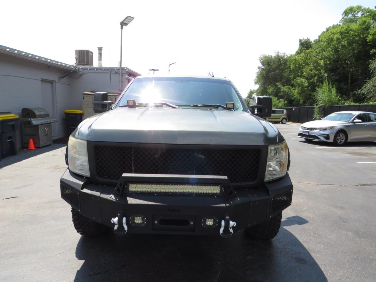 Chevrolet Silverado 1500 4WD Crew Cab 143.5" LT 2011