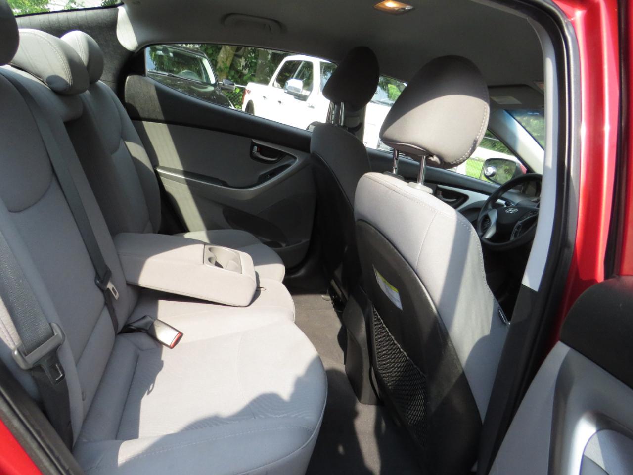 Hyundai Elantra 4dr Sdn Auto SE (Alabama Plant) 2016