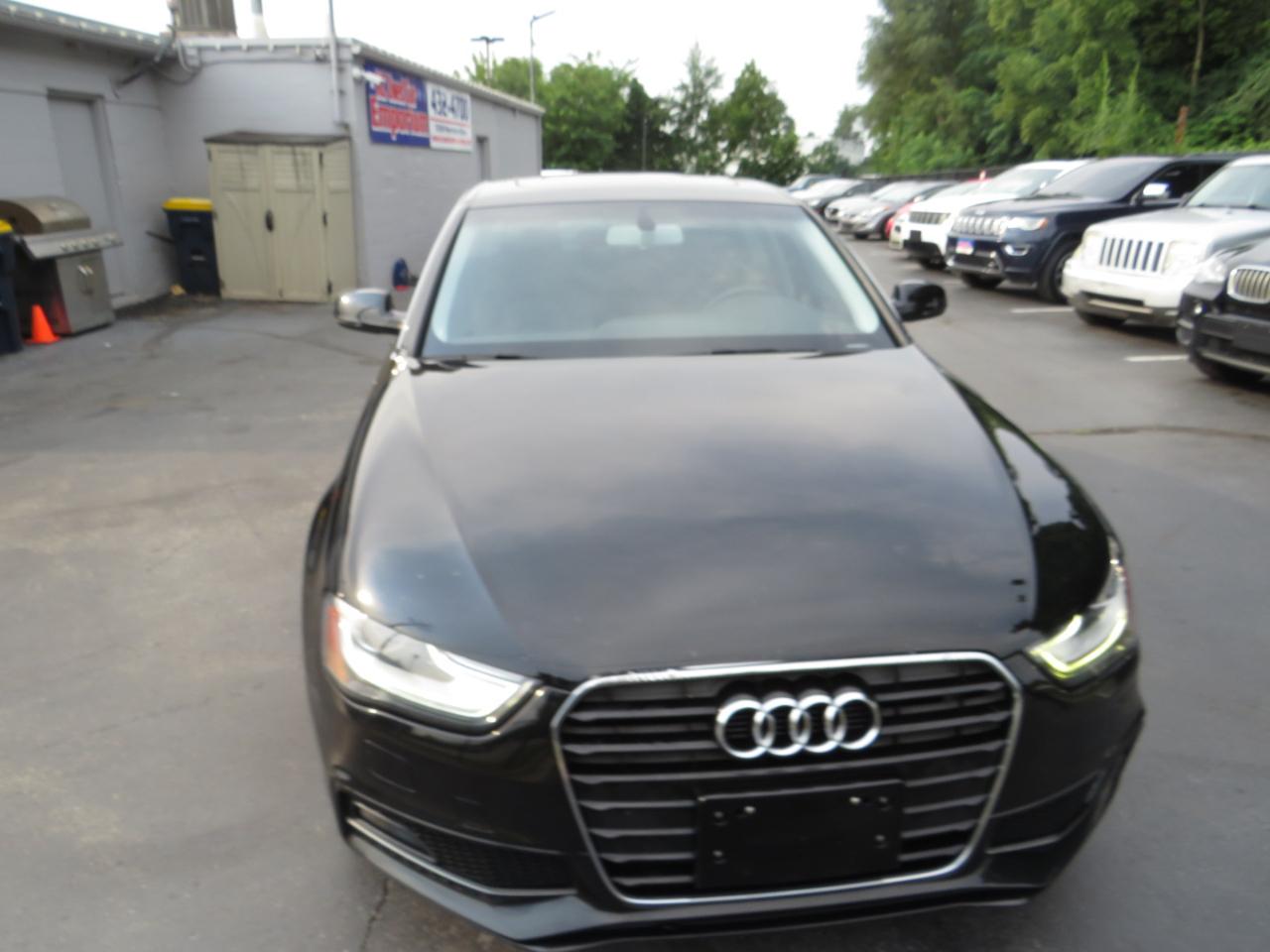 Audi A4 4dr Sdn CVT FrontTrak 2.0T Premium 2014