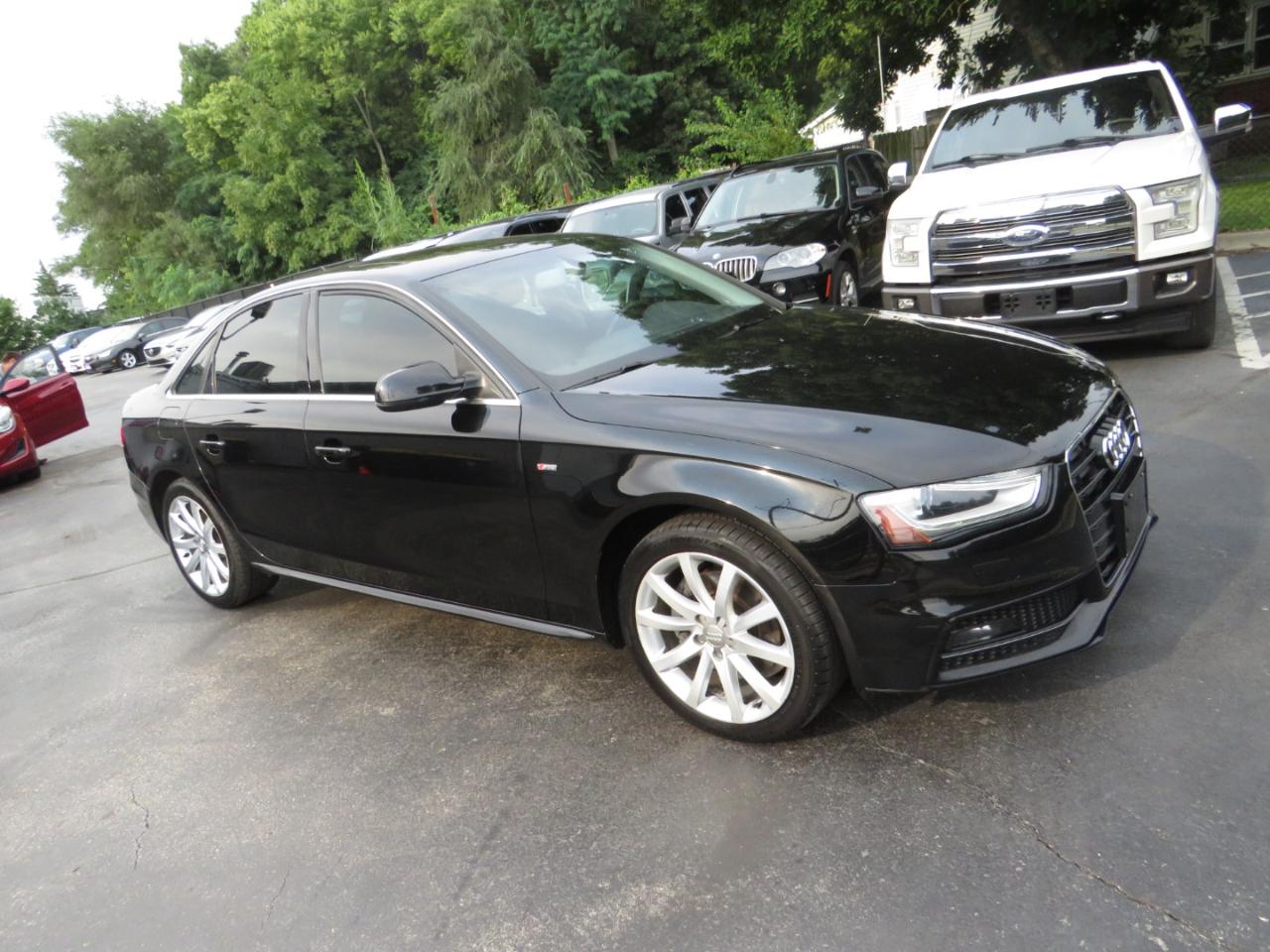 Audi A4 4dr Sdn CVT FrontTrak 2.0T Premium 2014