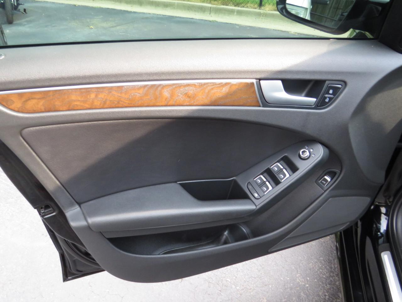 Audi A4 4dr Sdn CVT FrontTrak 2.0T Premium 2014
