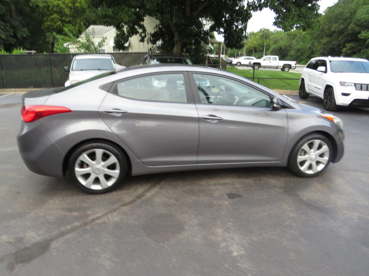 Hyundai Elantra 4dr Sdn Auto Limited (Alabama Plant) 2012