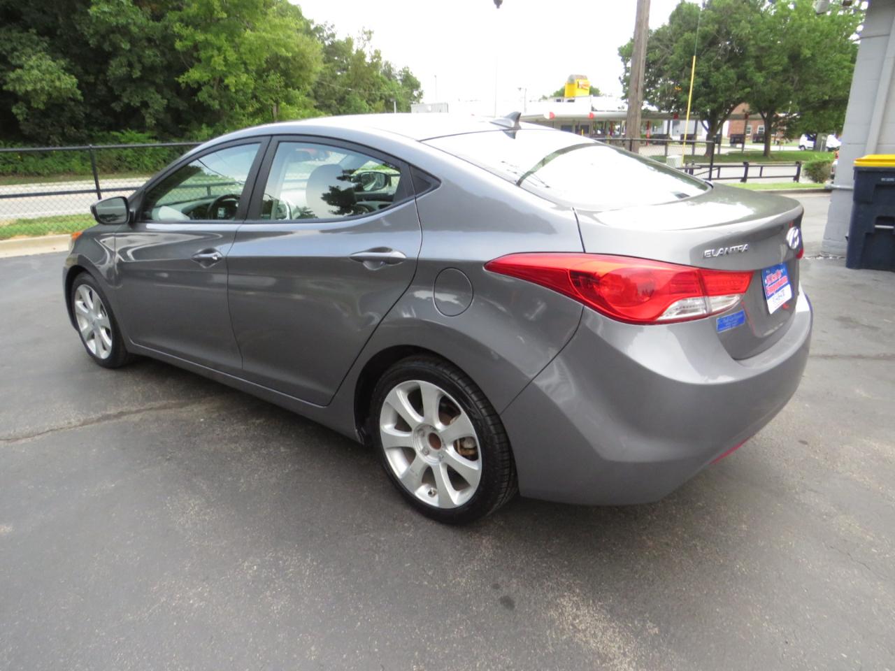 Hyundai Elantra 4dr Sdn Auto Limited (Alabama Plant) 2012