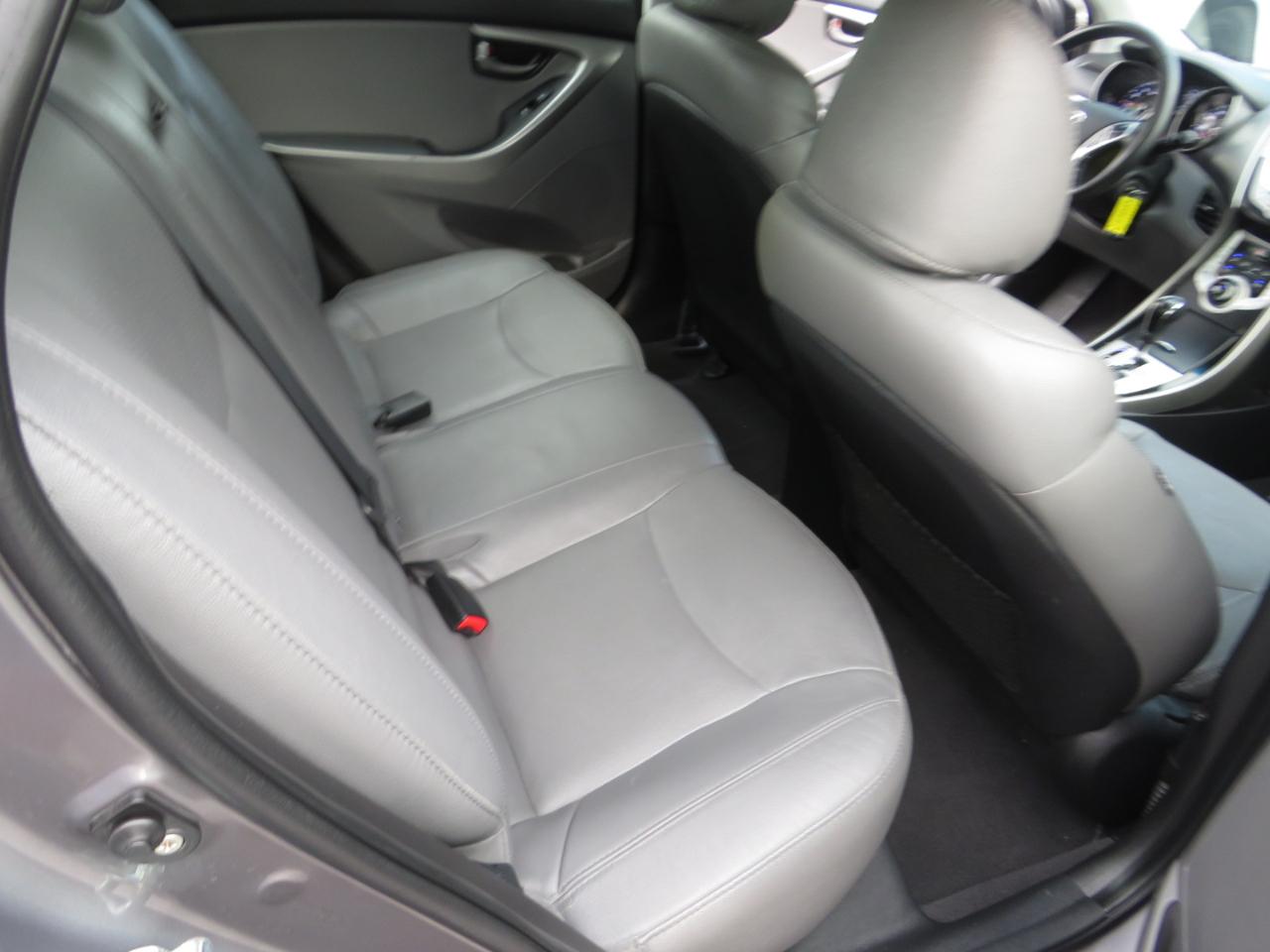 Hyundai Elantra 4dr Sdn Auto Limited (Alabama Plant) 2012
