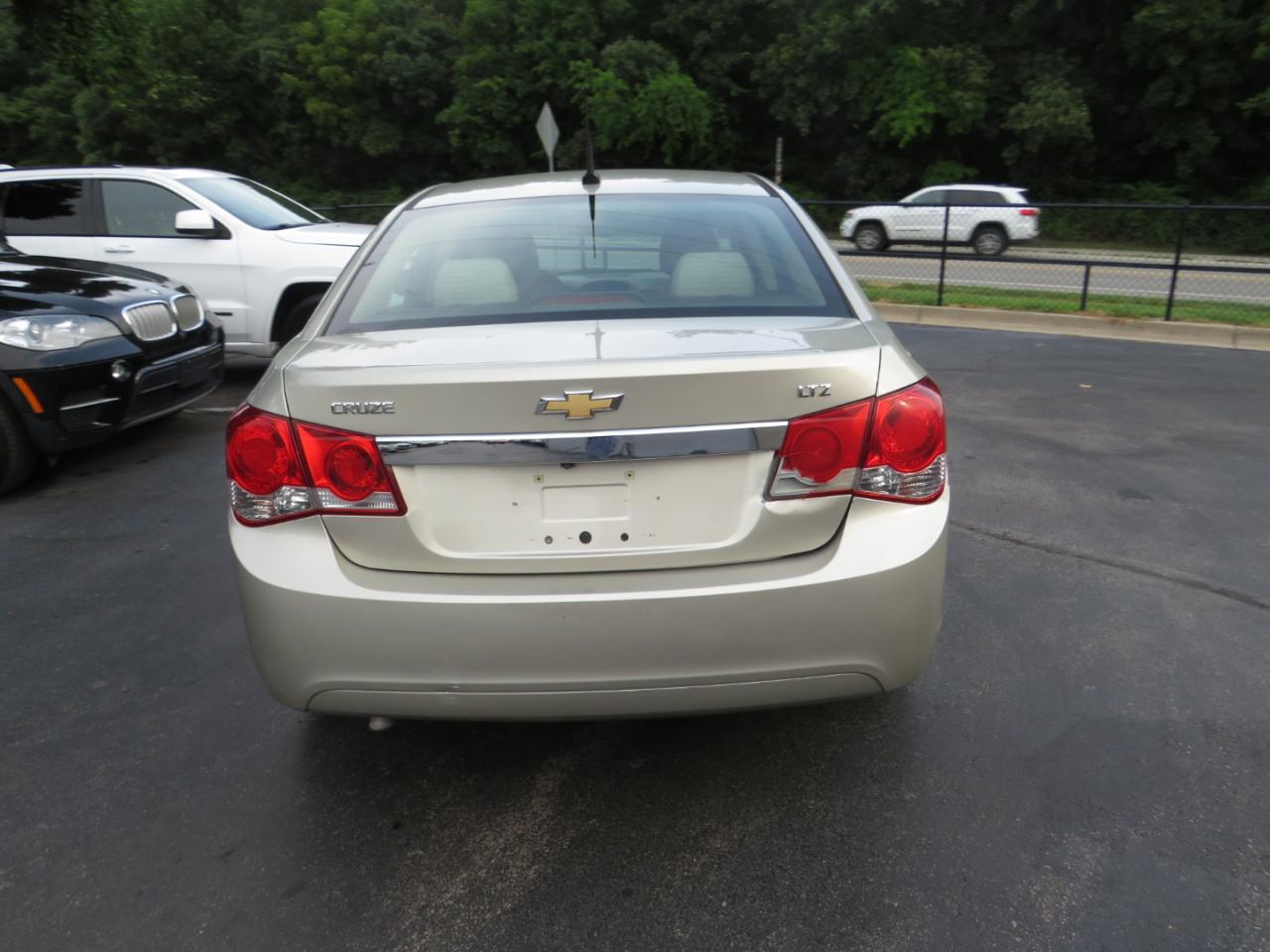Chevrolet Cruze 4dr Sdn LTZ 2013