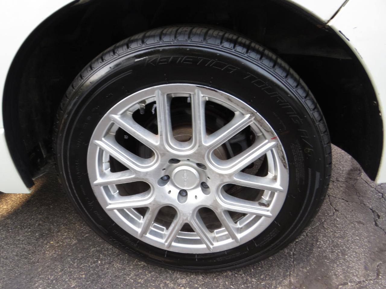 Acura RDX FWD 4dr Tech Pkg 2011