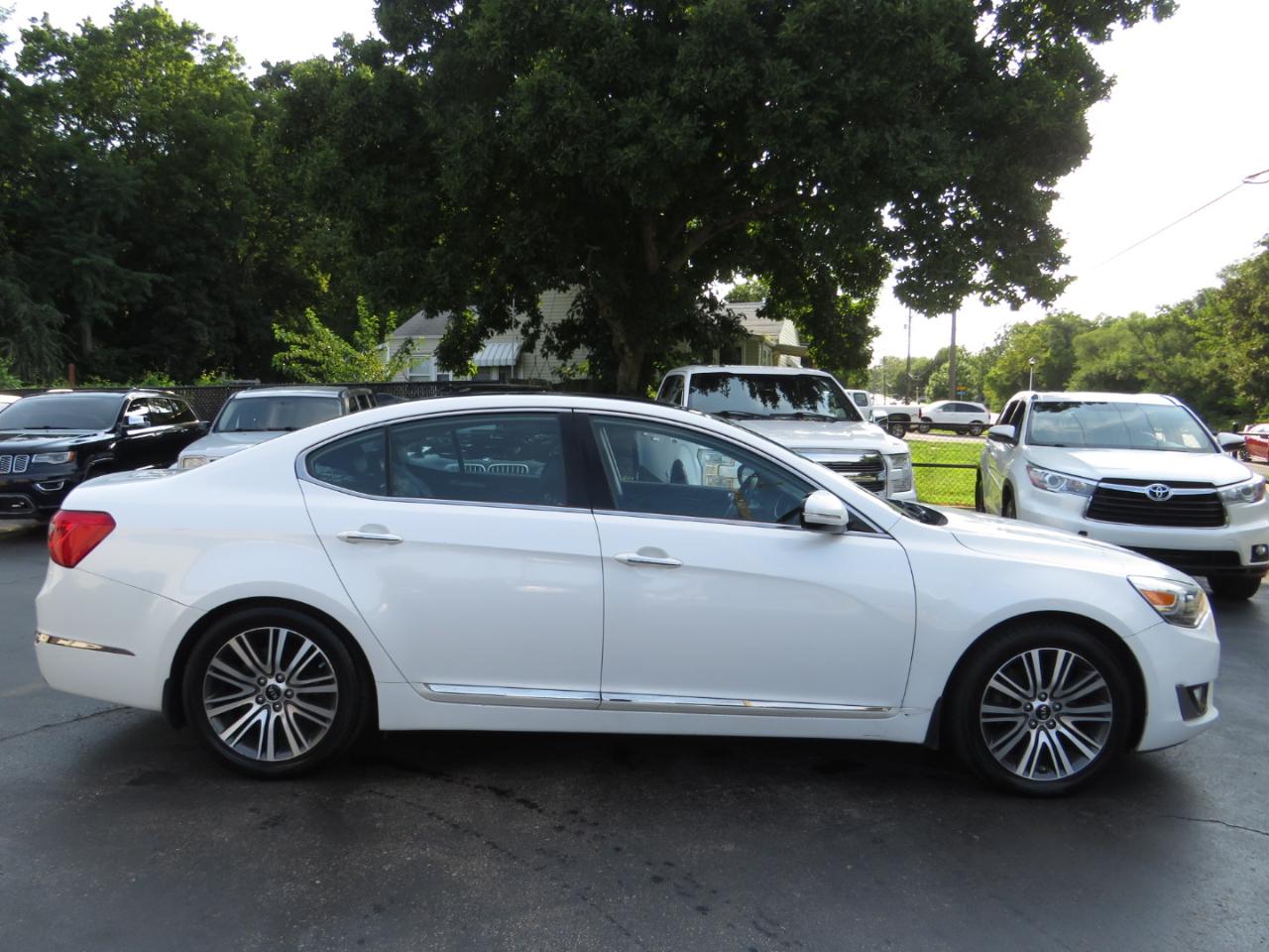 Kia Cadenza 4dr Sdn Premium 2014
