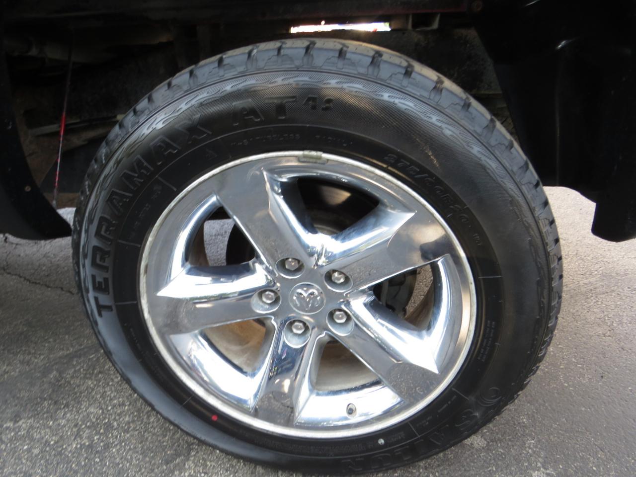 Dodge Ram 1500 4WD Quad Cab 140.5" Laramie 2008