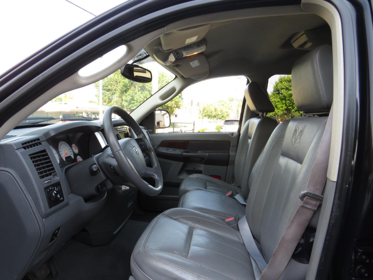 Dodge Ram 1500 4WD Quad Cab 140.5" Laramie 2008