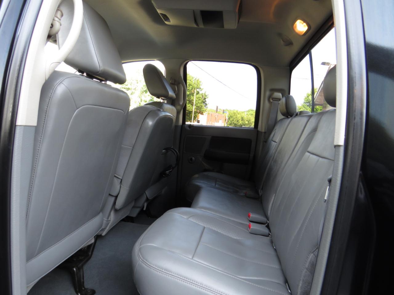 Dodge Ram 1500 4WD Quad Cab 140.5" Laramie 2008