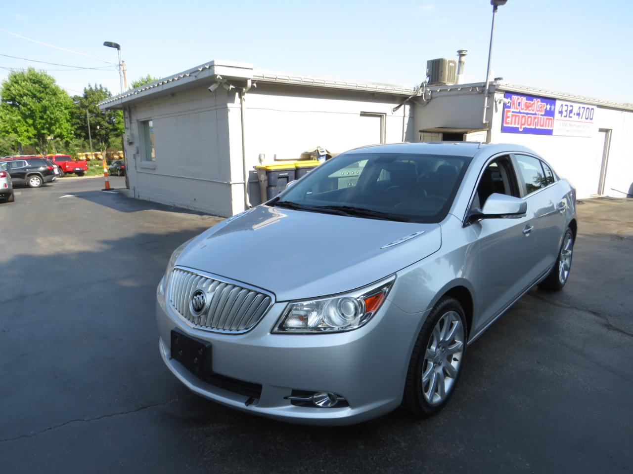 Buick LaCrosse 4dr Sdn Touring FWD 2012