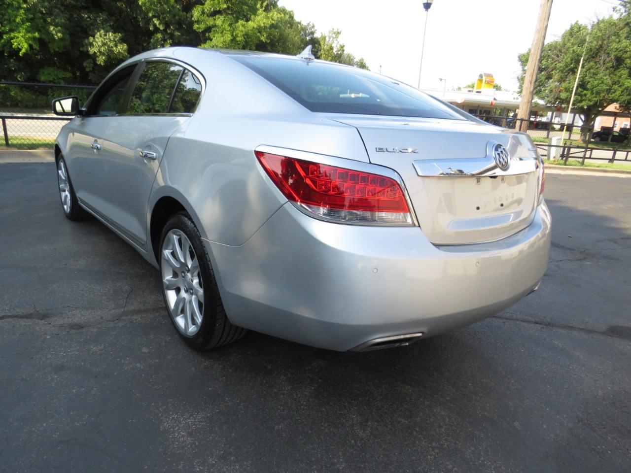 Buick LaCrosse 4dr Sdn Touring FWD 2012