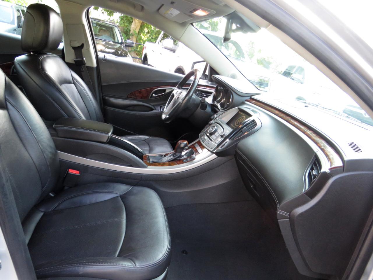 Buick LaCrosse 4dr Sdn Touring FWD 2012