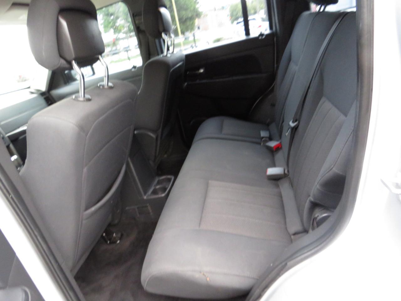Jeep Liberty 4WD 4dr Sport 2012