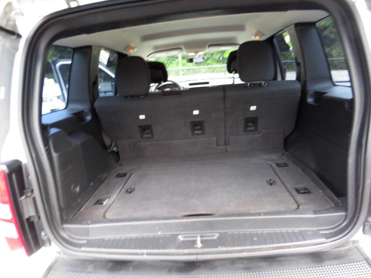 Jeep Liberty 4WD 4dr Sport 2012