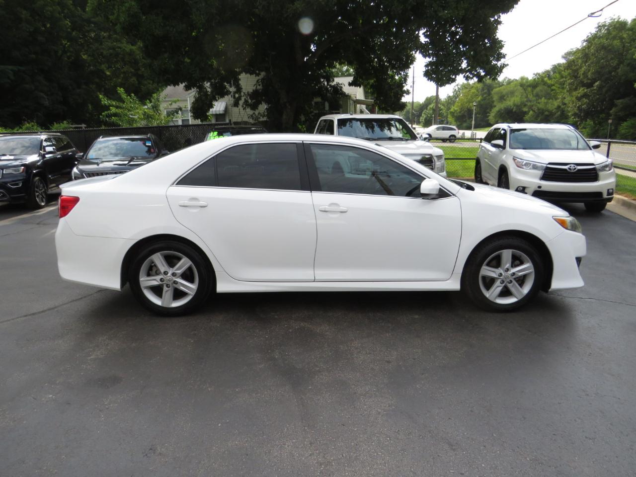 Toyota Camry 4dr Sdn I4 Auto SE Sport Limited Edition (Natl) 2012