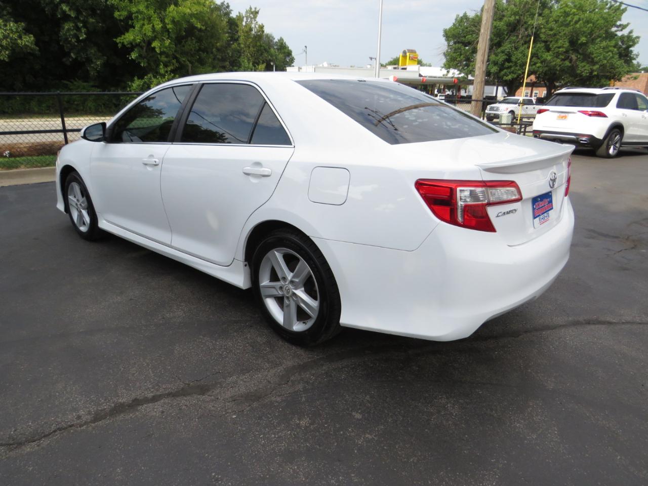 Toyota Camry 4dr Sdn I4 Auto SE Sport Limited Edition (Natl) 2012