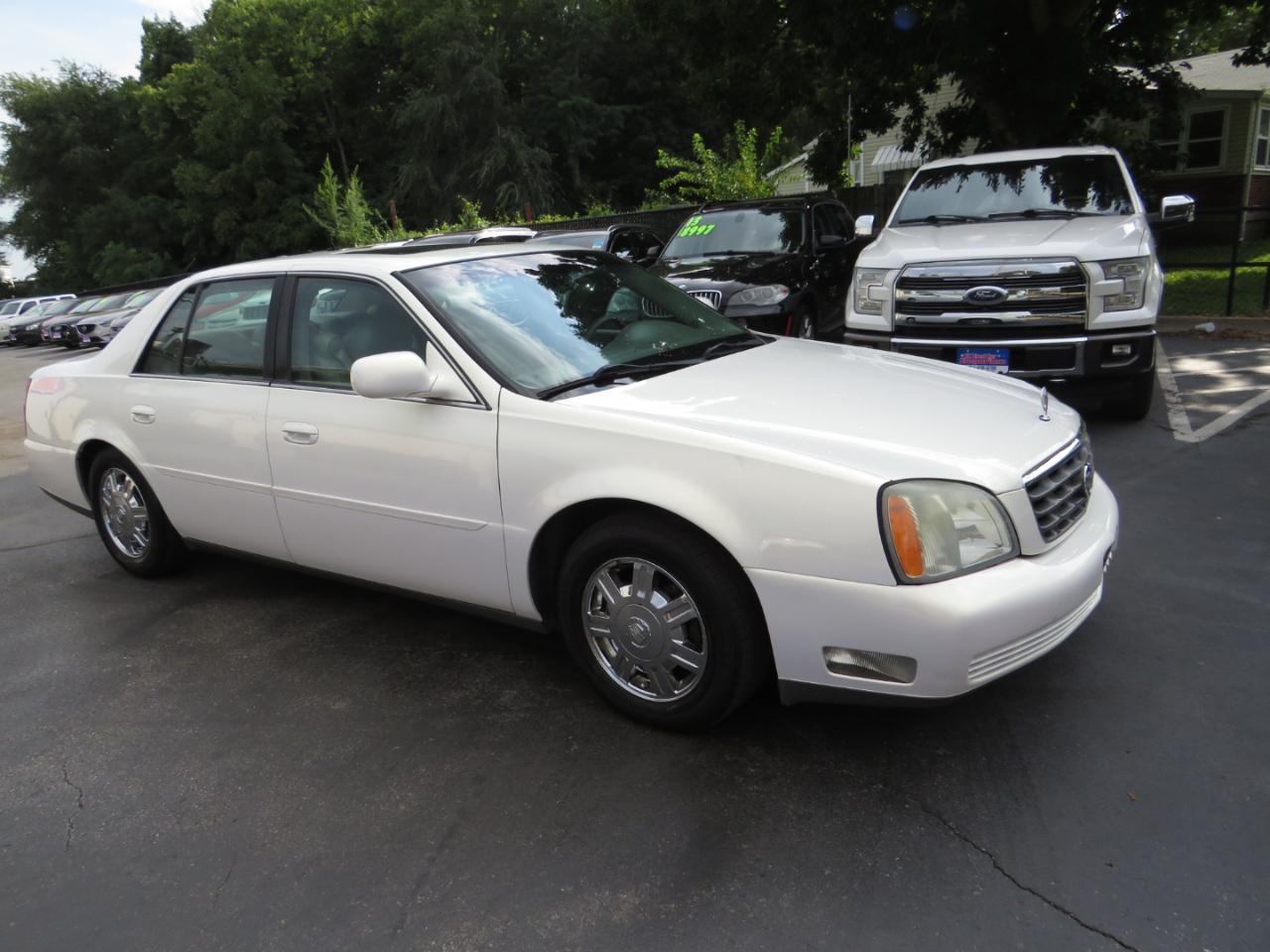 Cadillac DeVille 4dr Sdn 2004