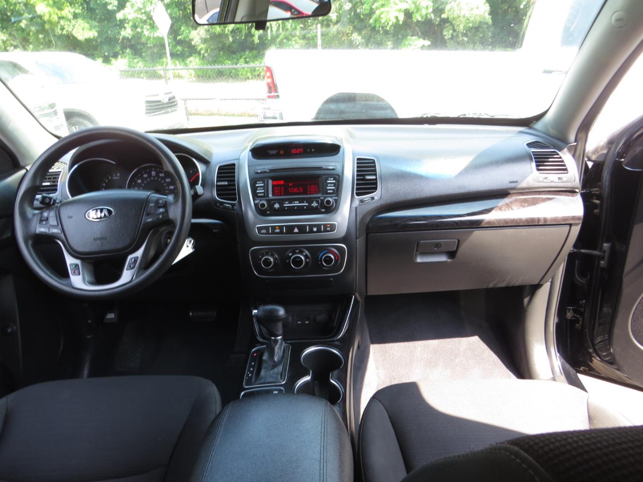 Kia Sorento AWD 4dr V6 LX 2015