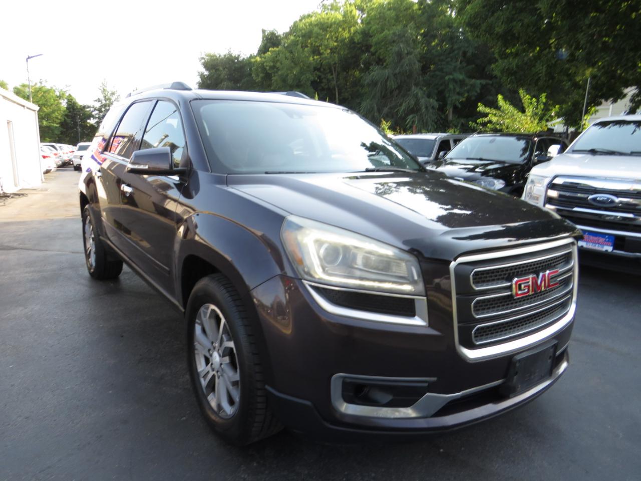 GMC Acadia FWD 4dr SLT w/SLT-1 2015