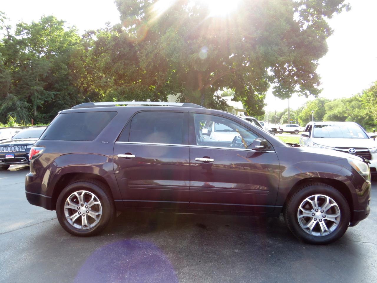 GMC Acadia FWD 4dr SLT w/SLT-1 2015