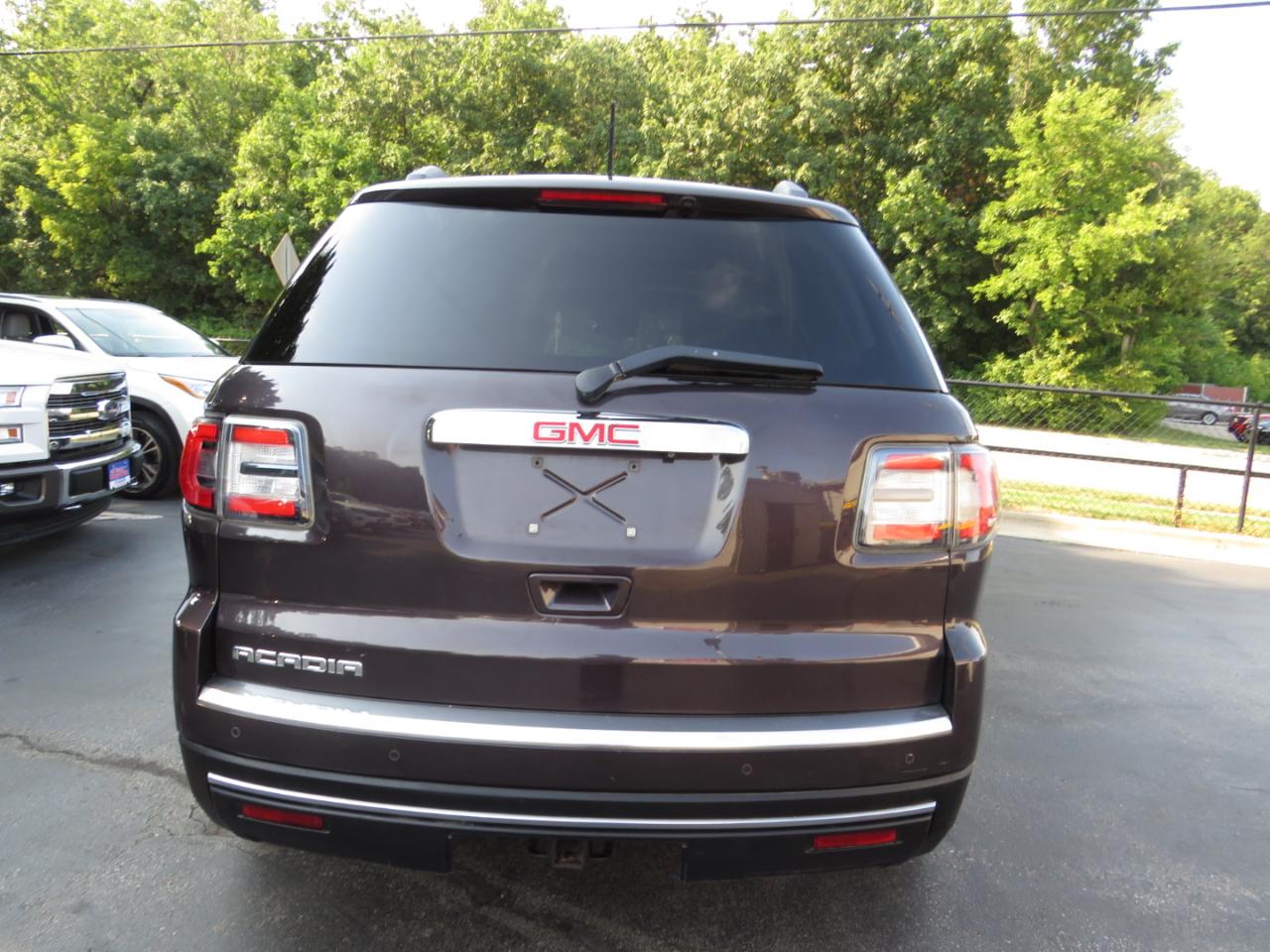 GMC Acadia FWD 4dr SLT w/SLT-1 2015