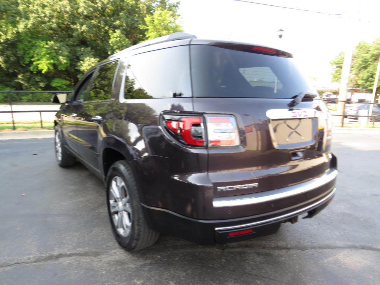 GMC Acadia FWD 4dr SLT w/SLT-1 2015