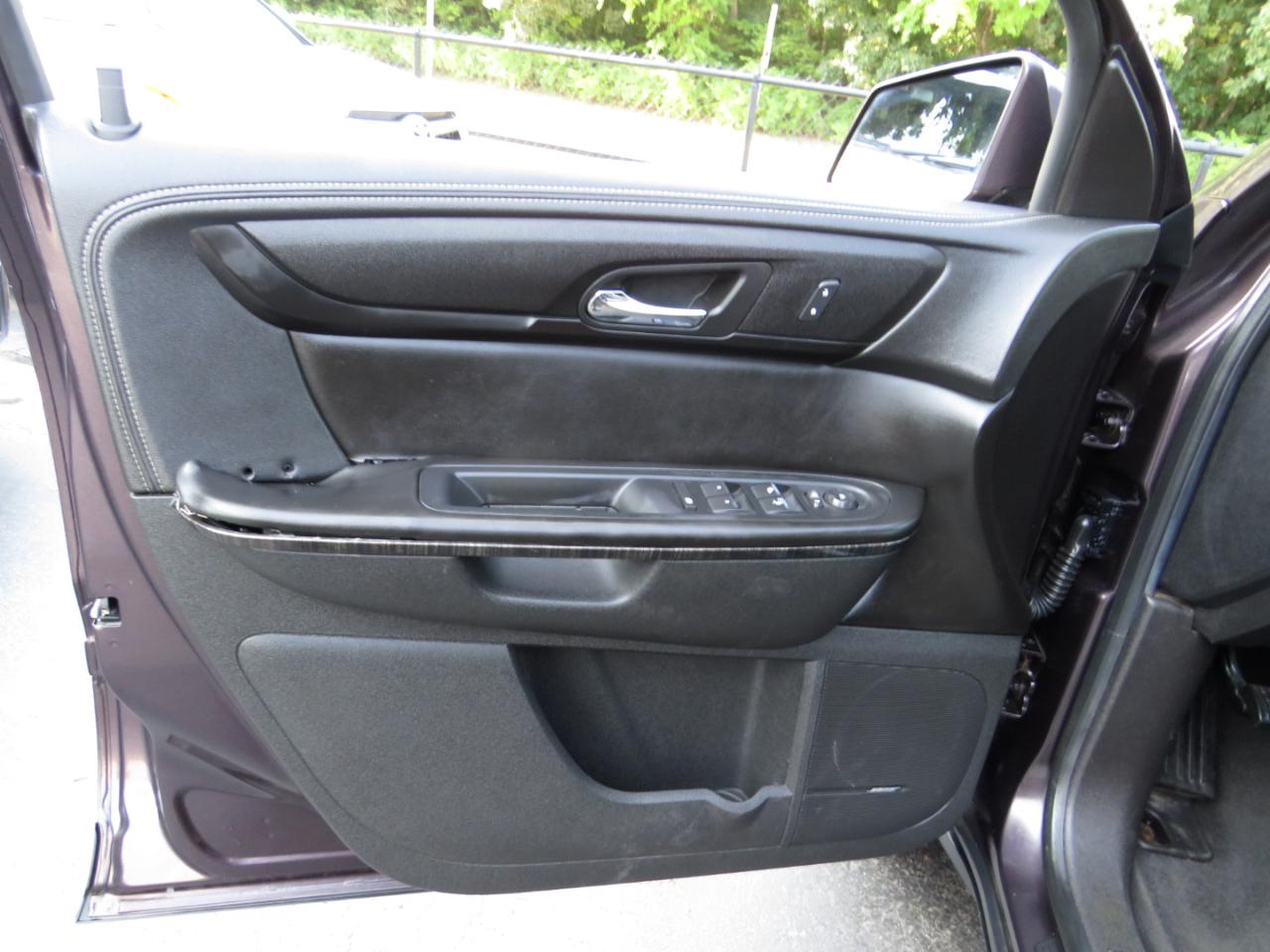 GMC Acadia FWD 4dr SLT w/SLT-1 2015
