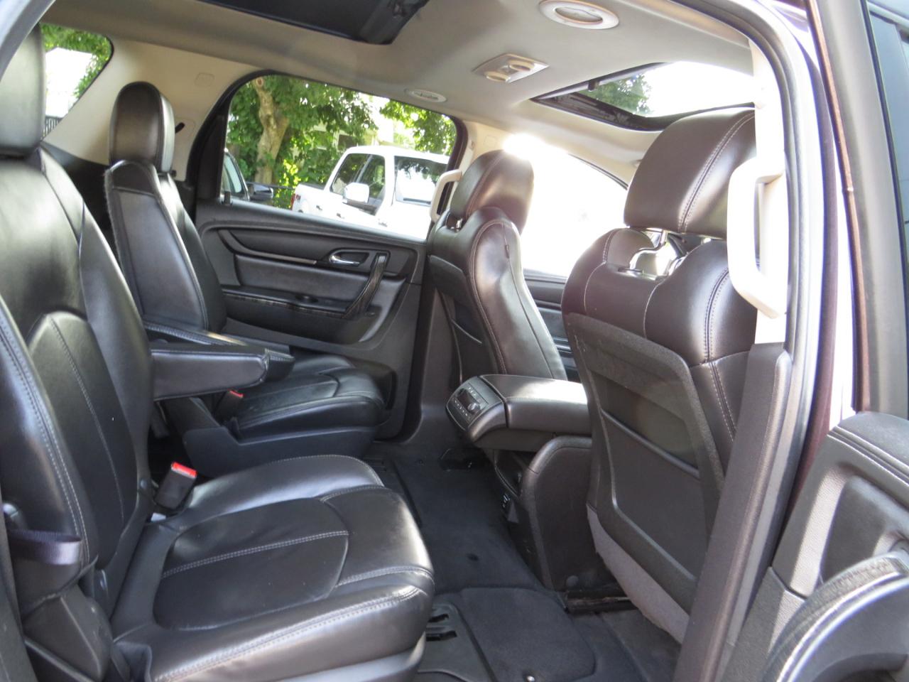 GMC Acadia FWD 4dr SLT w/SLT-1 2015