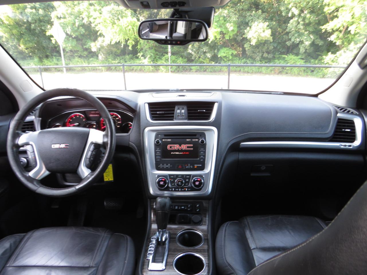 GMC Acadia FWD 4dr SLT w/SLT-1 2015