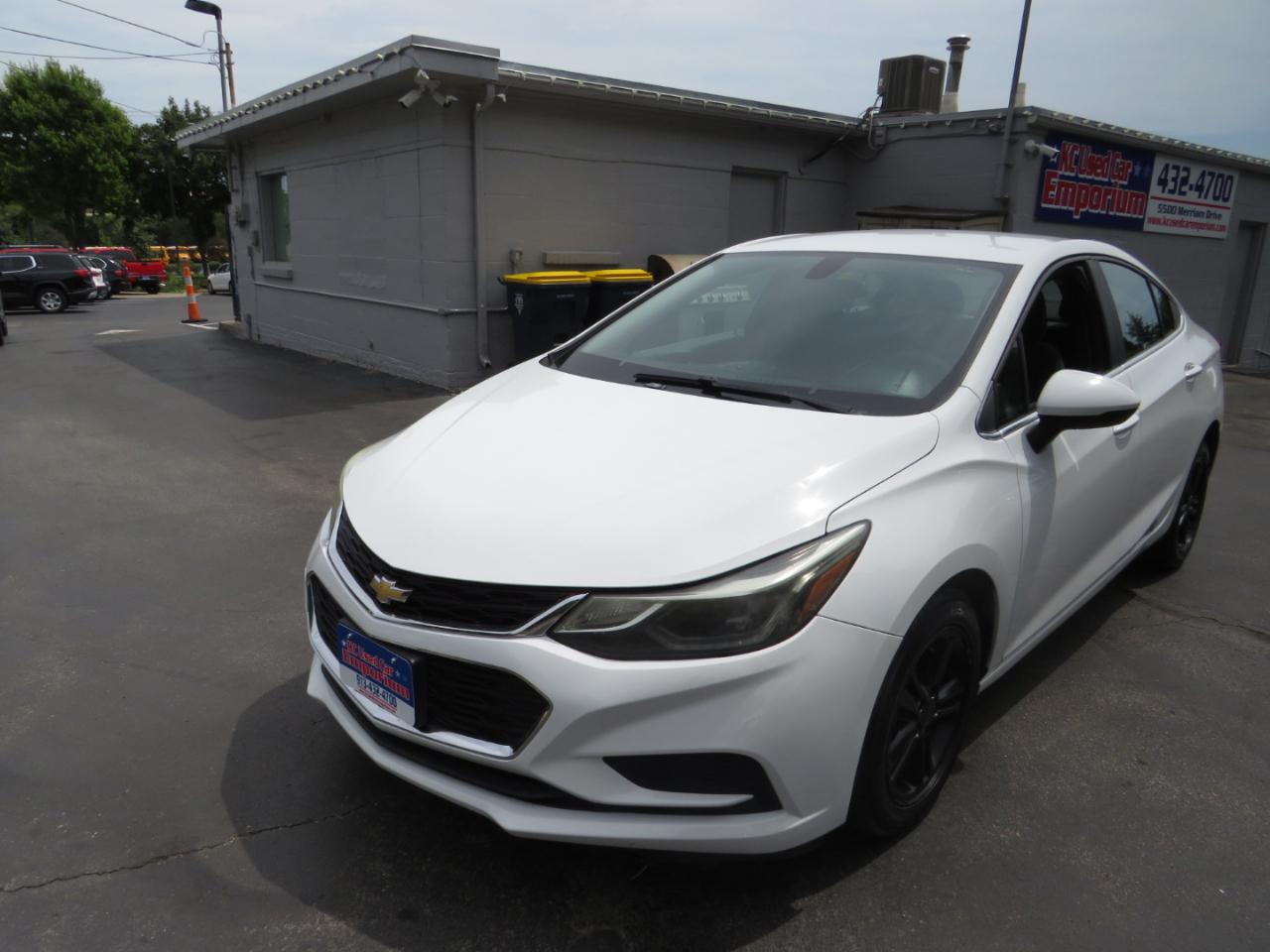 Chevrolet Cruze 4dr Sdn 1.4L LT w/1SD 2017