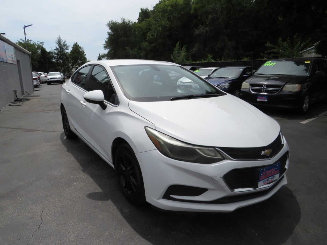 Chevrolet Cruze 4dr Sdn 1.4L LT w/1SD 2017