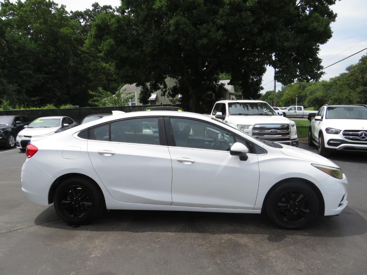 Chevrolet Cruze 4dr Sdn 1.4L LT w/1SD 2017