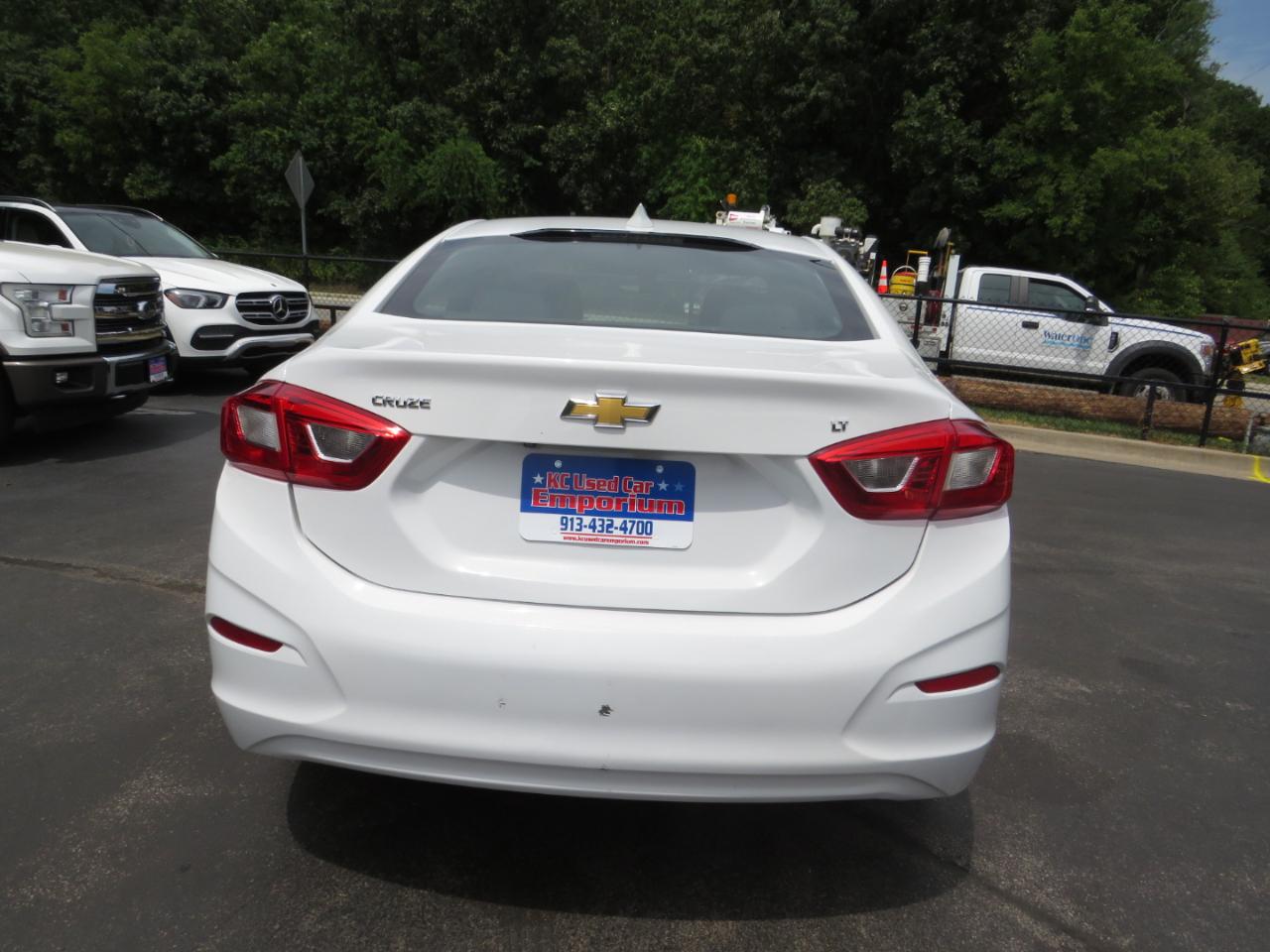 Chevrolet Cruze 4dr Sdn 1.4L LT w/1SD 2017