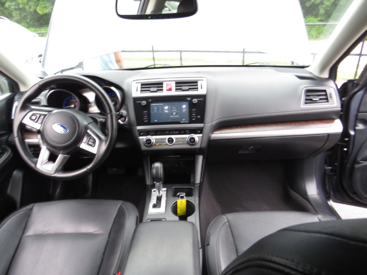 Subaru Outback 4dr Wgn 3.6R Limited 2015