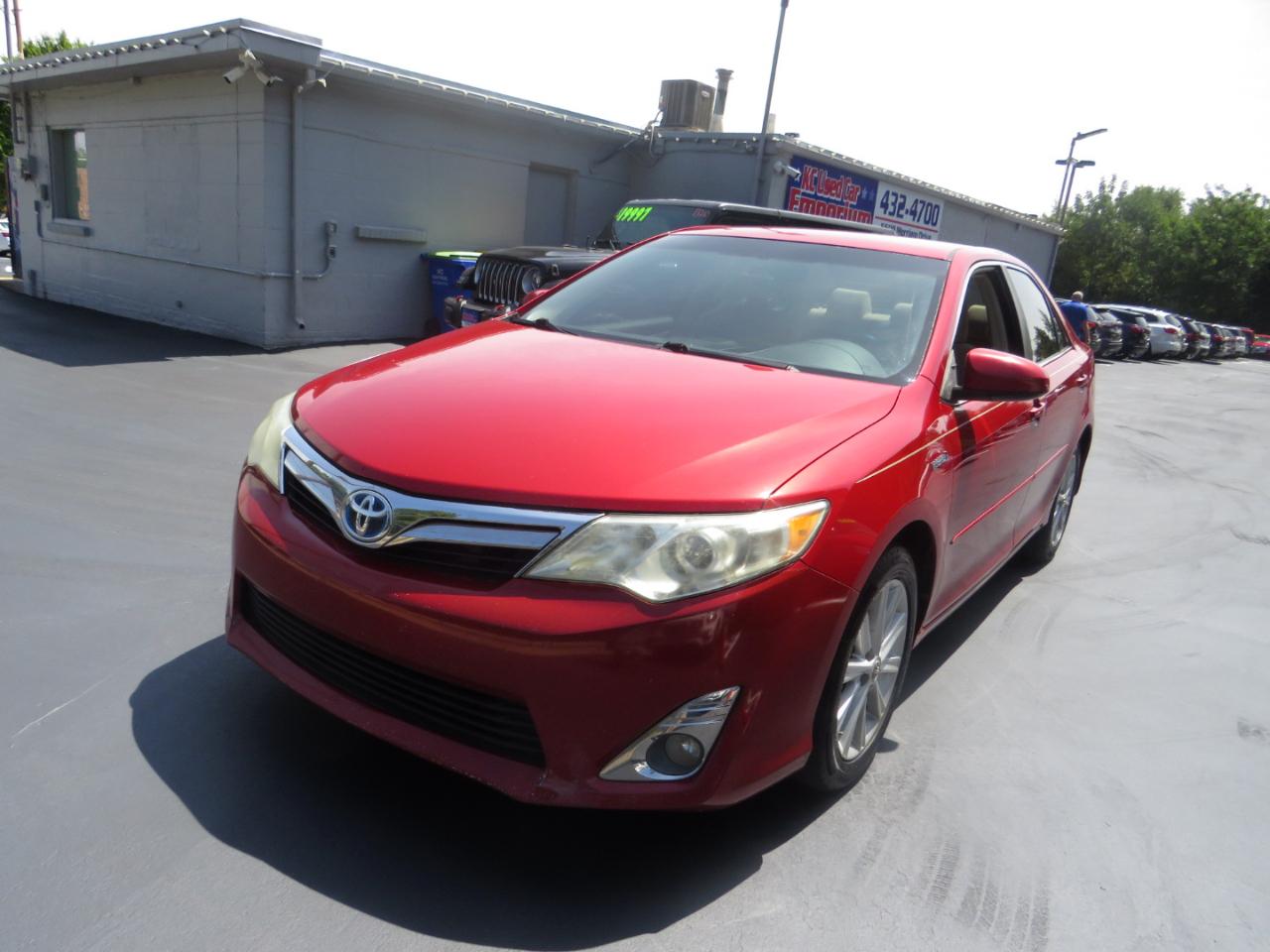 Toyota Camry Hybrid 4dr Sdn XLE (Natl) 2012