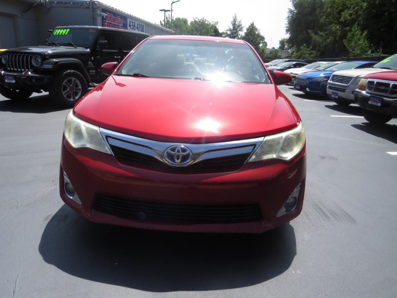 Toyota Camry Hybrid 4dr Sdn XLE (Natl) 2012
