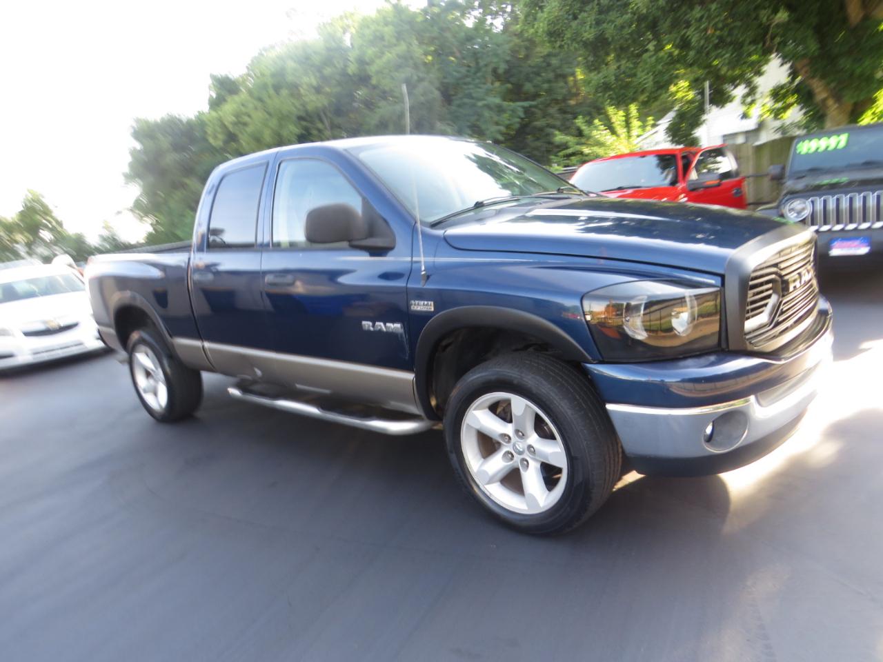 Dodge Ram 1500 4WD Quad Cab 140.5" SLT 2008