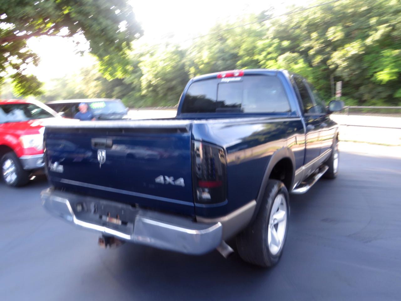 Dodge Ram 1500 4WD Quad Cab 140.5" SLT 2008